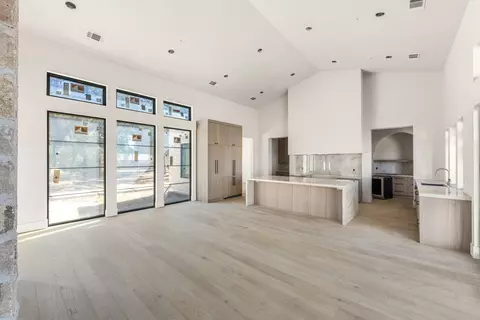 Living - 3920 Bankhead Rd, Loomis, CA 95650 photo 1 of 3