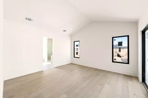 Bedroom - 3920 Bankhead Rd, Loomis, CA 95650 photo 6 of 7