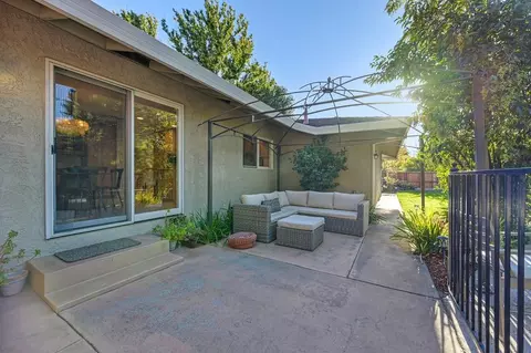 Exterior - 4700 Marlborough Way, Carmichael, CA 95608 photo 10 of 15