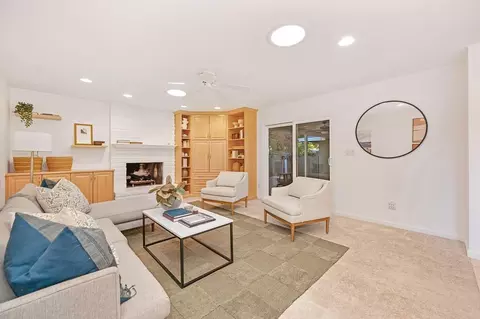 Living - 4700 Marlborough Way, Carmichael, CA 95608 photo 6 of 8