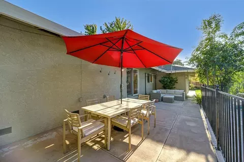 Exterior - 4700 Marlborough Way, Carmichael, CA 95608 photo 9 of 15