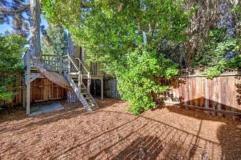 Exterior - 4700 Marlborough Way, Carmichael, CA 95608 photo 13 of 15