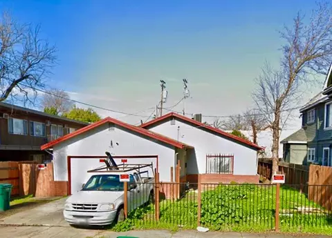 727 E Fremont St, Stockton, CA 95202