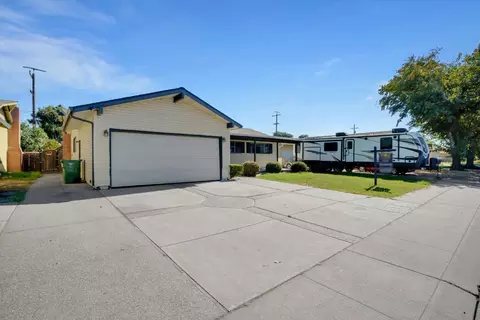 Exterior - 2828 Cabrillo Dr, Tracy, CA 95376 photo 2 of 8