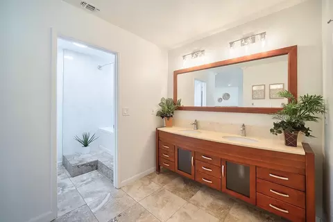 Bath - 3145 Argonaut Ave, Rocklin, CA 95677 photo 2 of 5