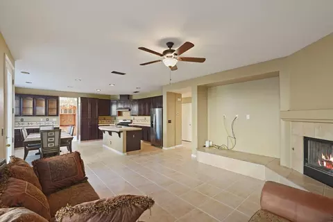 Living - 4100 Eastern Ave, Modesto, CA 95356 photo 4 of 4
