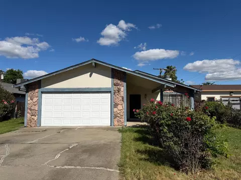 5541 Sampson Blvd, Sacramento, CA 95820