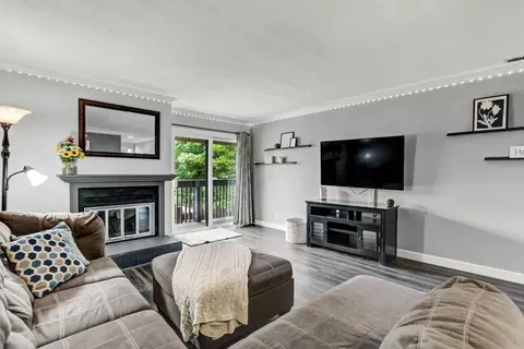 Living - 3035 Estepa Dr #5D, Cameron Park, CA 95682 photo 2 of 5