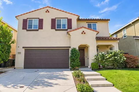 4024 Fairgrove Ln, Roseville, CA 95747
