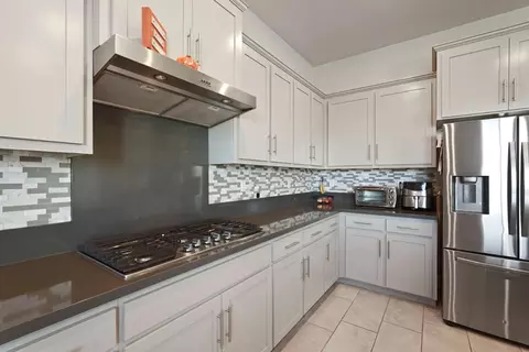 Kitchen - 2012 Van Ruiten Dr, Lodi, CA 95242 photo 4 of 6