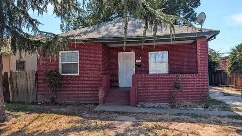 3878 17th Ave, Sacramento, CA 95820