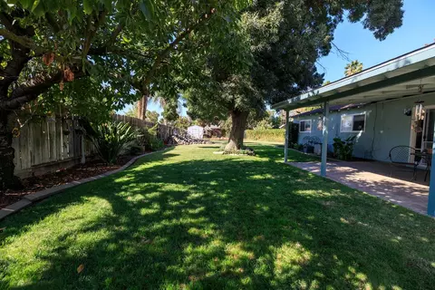 Exterior - 3101 Burtano Ct, Modesto, CA 95355 photo 10 of 27