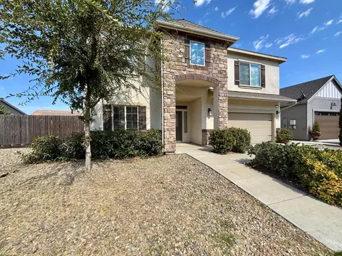 Exterior - 151 Royce Ln, Merced, CA 95348 photo 5 of 7