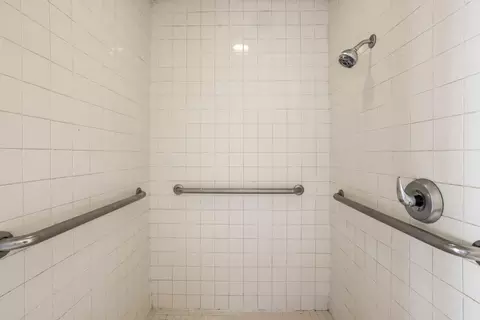 Bath - 3239 E Miner Ave, Stockton, CA 95205 photo 3 of 4