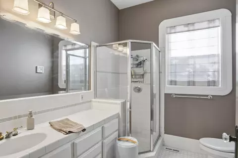 Bath - 1026 Main St, Newman, CA 95360 photo 2 of 2