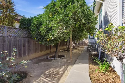 Exterior - 1026 Main St, Newman, CA 95360 photo 8 of 10