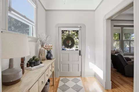 Entry Way - 1026 Main St, Newman, CA 95360 photo 1 of 1