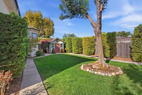 Exterior - 1026 Main St, Newman, CA 95360 photo 3 of 10