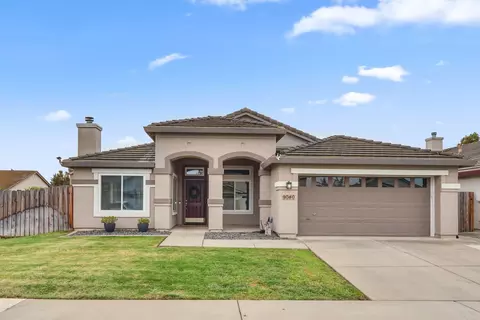 9040 Pembridge Dr, Elk Grove, CA 95624