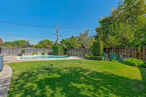 Exterior - 3224 Nottingham Ave, Merced, CA 95340 photo 14 of 16