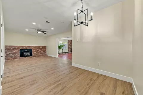 Living - 3224 Nottingham Ave, Merced, CA 95340 photo 4 of 6