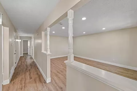Entry Way - 3224 Nottingham Ave, Merced, CA 95340 photo 1 of 2