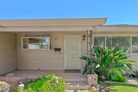 Exterior - 3224 Nottingham Ave, Merced, CA 95340 photo 9 of 16