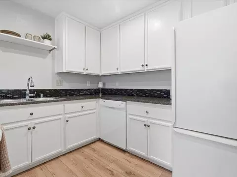 Kitchen - 3319 Meadow Ct, Rescue, CA 95672 photo 2 of 4