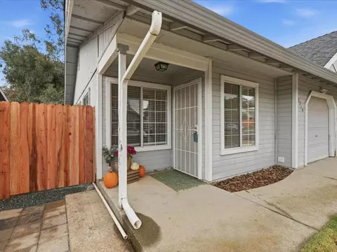 Exterior - 3319 Meadow Ct, Rescue, CA 95672 photo 3 of 7