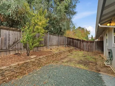 Exterior - 3319 Meadow Ct, Rescue, CA 95672 photo 7 of 7