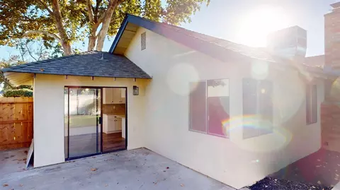Exterior - 1817 E Rumble Rd, Modesto, CA 95355 photo 3 of 6