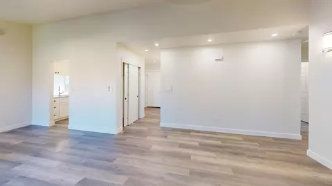 Living - 1817 E Rumble Rd, Modesto, CA 95355 photo 2 of 5