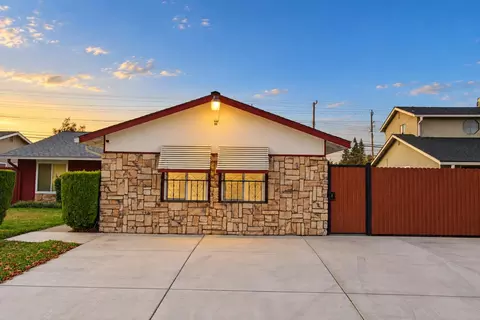 10461 Mills Tower Dr, Rancho Cordova, CA 95670