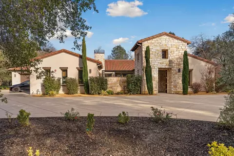 Exterior - 5331 Barton Rd, Loomis, CA 95650 photo 2 of 33