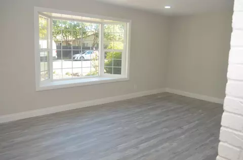 Living - 1117 W Cabot St, Davis, CA 95616 photo 1 of 3