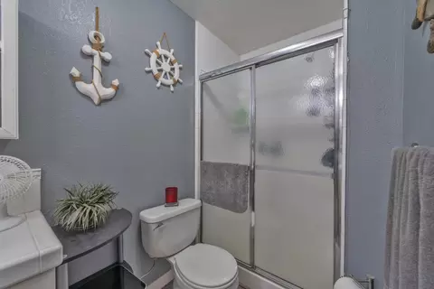 Bath - 1677 Ronald Loop, Placerville, CA 95667 photo 6 of 6