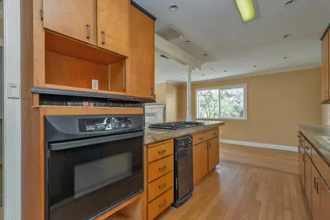 Kitchen - 1677 Ronald Loop, Placerville, CA 95667 photo 4 of 4