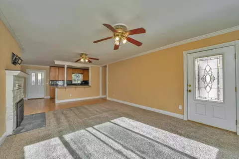 Living - 1677 Ronald Loop, Placerville, CA 95667 photo 5 of 7