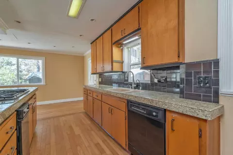 Kitchen - 1677 Ronald Loop, Placerville, CA 95667 photo 3 of 4