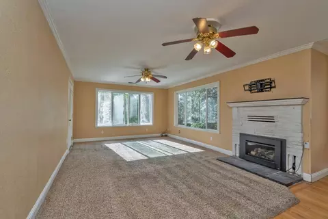 Living - 1677 Ronald Loop, Placerville, CA 95667 photo 2 of 7