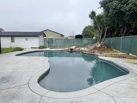 Exterior - 16280 Cottage Ave, Manteca, CA 95336 photo 5 of 12