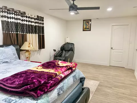 Bedroom - 16280 Cottage Ave, Manteca, CA 95336 photo 2 of 4