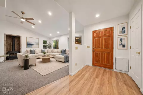 Entry Way - 18345 Sugar Loaf Rd, Jackson, CA 95642 photo 2 of 5