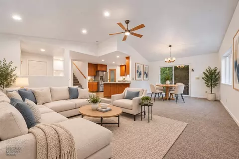 Living - 18345 Sugar Loaf Rd, Jackson, CA 95642 photo 7 of 17