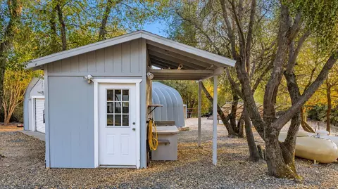 Exterior - 18345 Sugar Loaf Rd, Jackson, CA 95642 photo 13 of 18