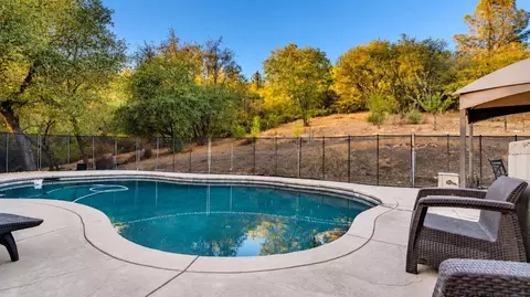 Exterior - 18345 Sugar Loaf Rd, Jackson, CA 95642 photo 5 of 18