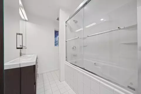 Bath - 18345 Sugar Loaf Rd, Jackson, CA 95642 photo 1 of 7