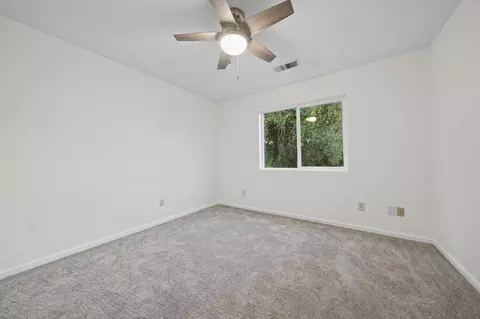 Bedroom - 18345 Sugar Loaf Rd, Jackson, CA 95642 photo 10 of 16