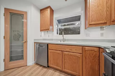Kitchen - 18345 Sugar Loaf Rd, Jackson, CA 95642 photo 2 of 3