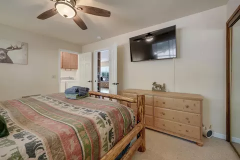 Bedroom - 2170 Patricia Ln, Arnold, CA 95223 photo 2 of 2